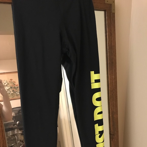 NIKE JUST DO IT TIGHTS - Picture 2 of 3